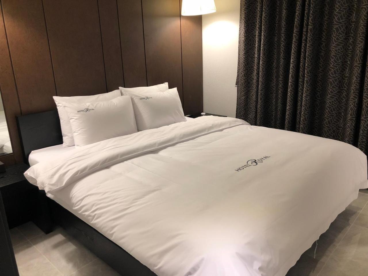 Royal Hotel Jeongeup Экстерьер фото