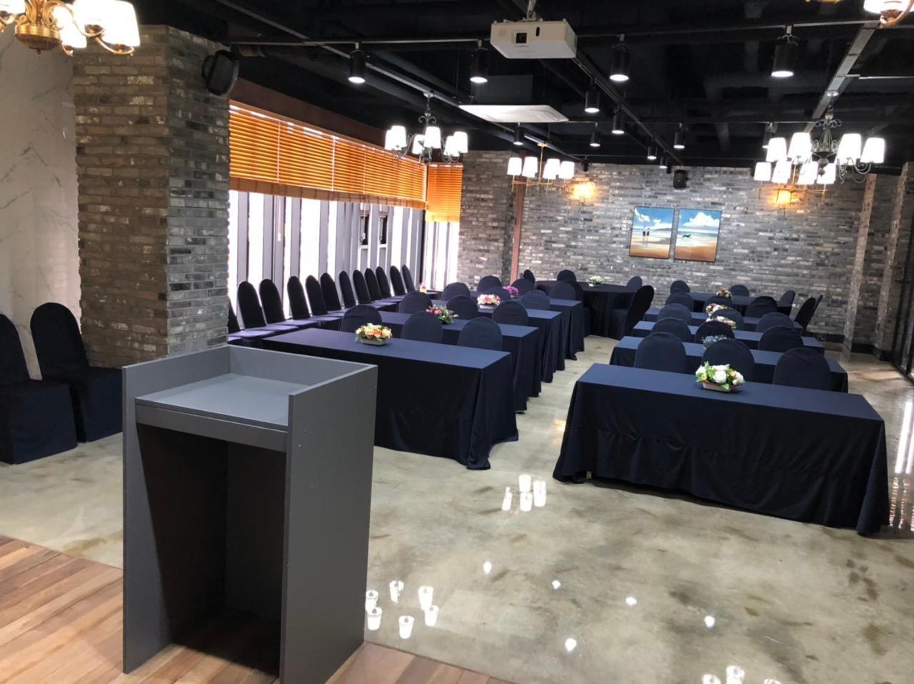 Royal Hotel Jeongeup Экстерьер фото